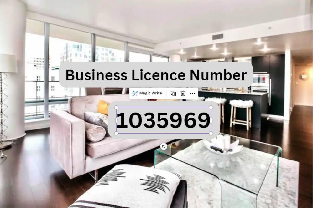 Victoria'S Best Location 2 Bedroom Luxe Condo Εξωτερικό φωτογραφία